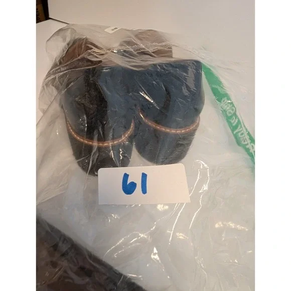 Naturalizer Cabaret Black Loafers - Picture 9 of 9